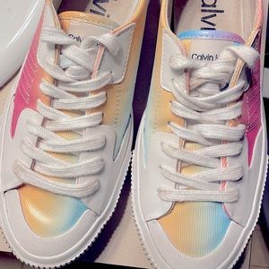 Calvin Klein pastel sneakers!